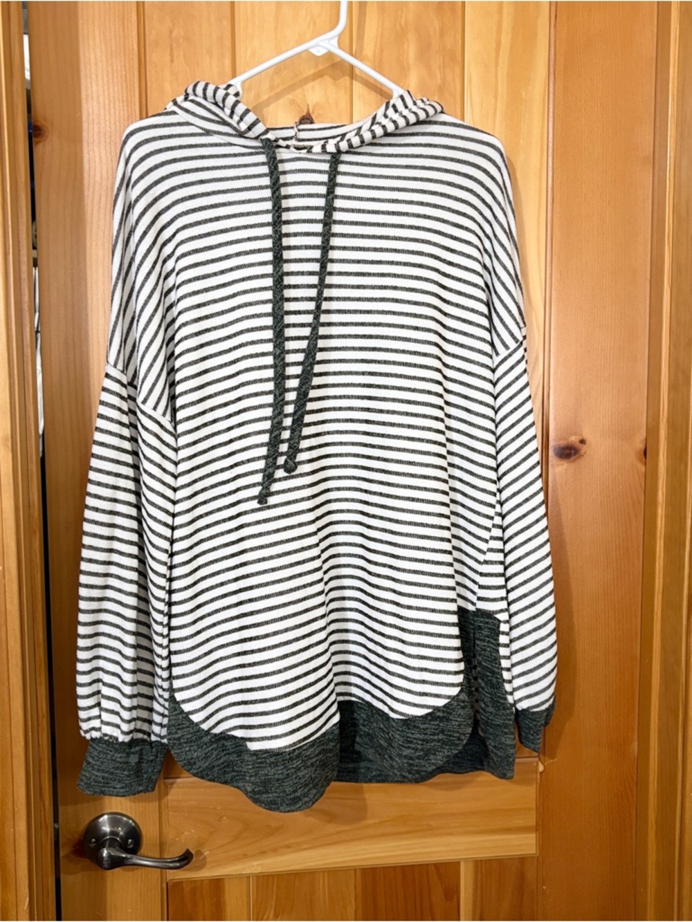 Striped Hooded Pullover Sweater  Hailey & Co Womens Pull Over Sweater Size L